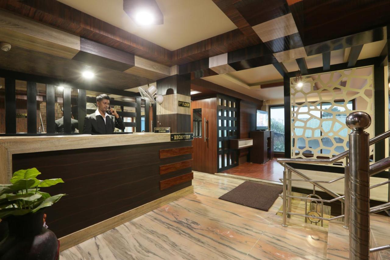 Hotel Dream City Γουβαχάτι Εξωτερικό φωτογραφία