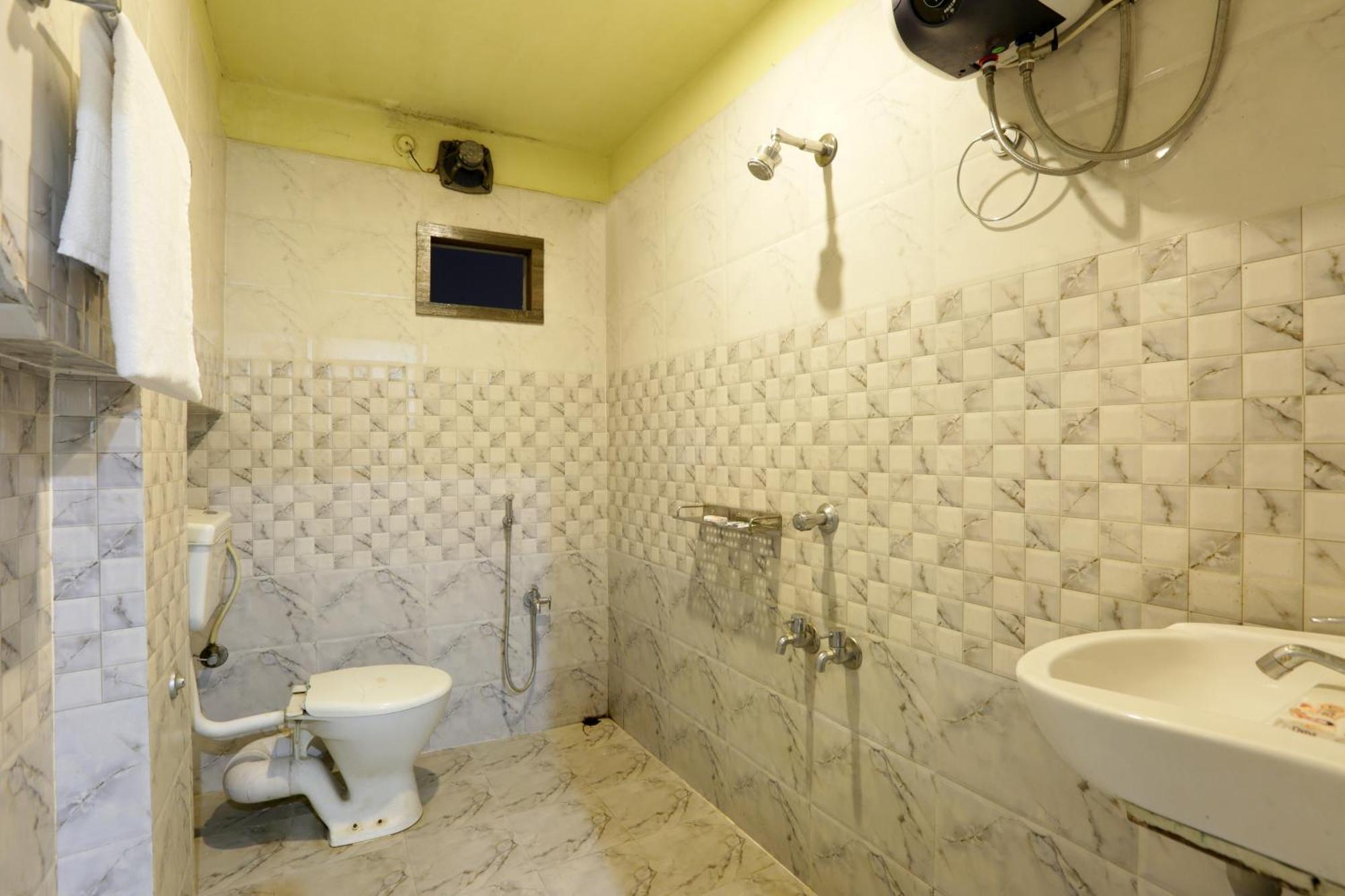 Hotel Dream City Γουβαχάτι Εξωτερικό φωτογραφία